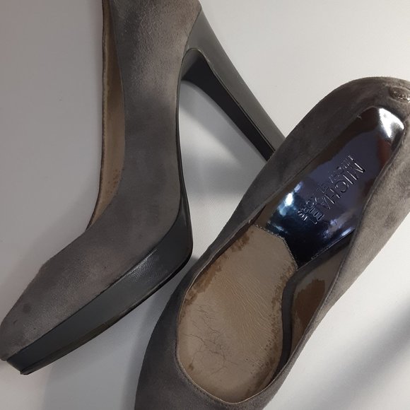 Mickeal Kors womens shoes - Picture 3 of 7